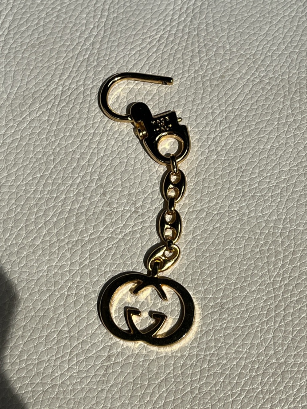 Gucci Gold GG Charm - Picture 5 of 9